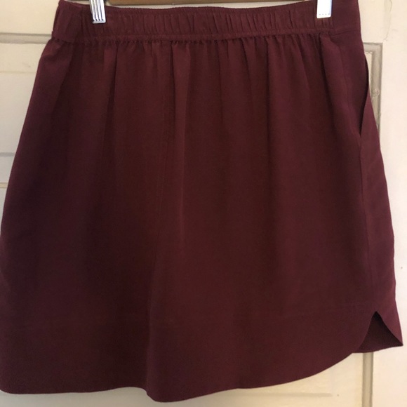 Madewell Silk Distance Skirt in Burgundy - Picture 2 of 5